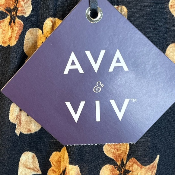 AVA & VIV BLACK FLORAL BLOUSE SZ 3X NWT - Picture 5 of 7
